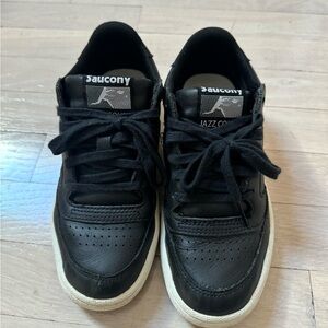 Saucony - JAZZ COURT BLACK/BLACK